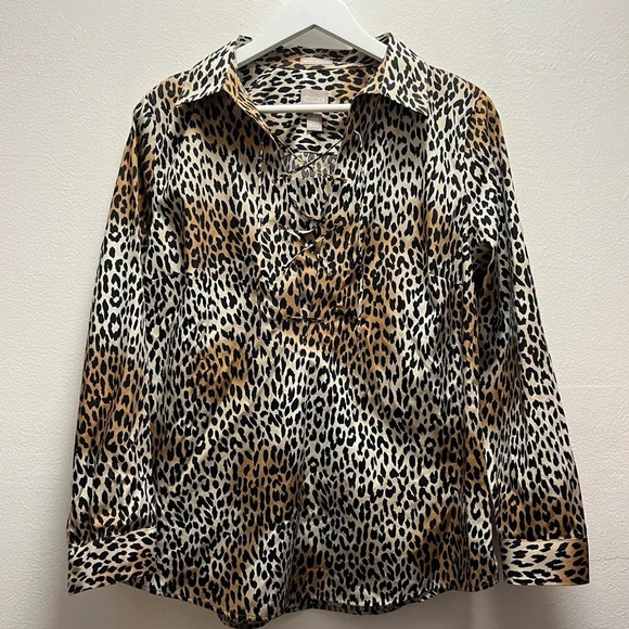 Chico’s Leopard Print Top - Picture 1 of 5